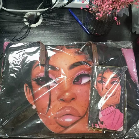 Matching Handbag & Wallet - Picture 5 of 5